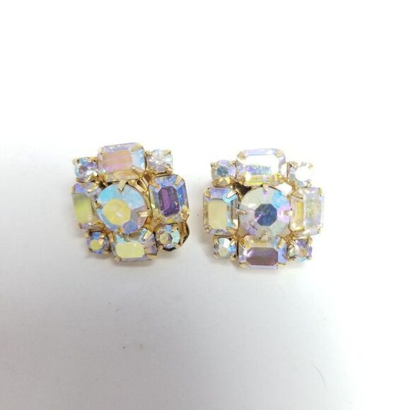 Vintage Sparkly AB Cluster Rhinestone Clip On Earrings, Retro Rainbow Sparkle - Picture 6 of 6